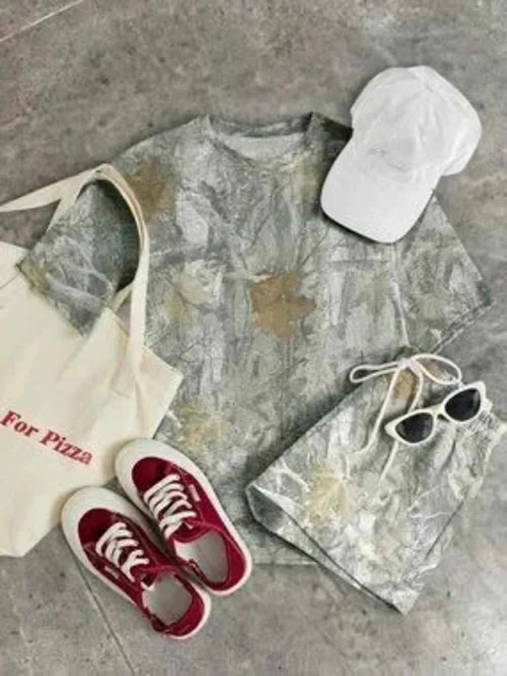 Light Grey Casual Women's Camo Maple Print Outfit